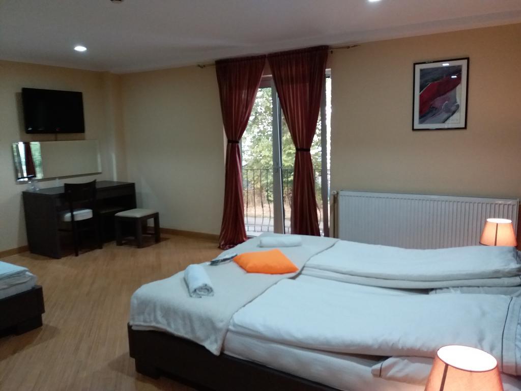 Vila Hayat Guest house 3*